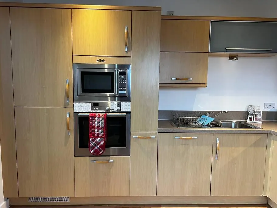 Spacious Penthouse Apartment Edinburgh