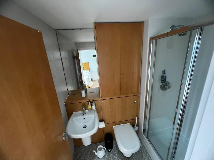 Spacious Penthouse Apartment Edinburgh